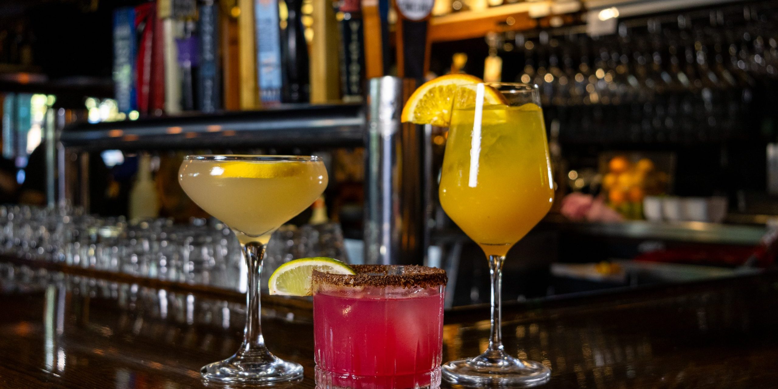 cocktail horizon.